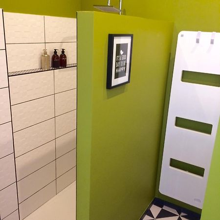 Chambres Dhotes Cocon Du Sud Nimes Bagian luar foto