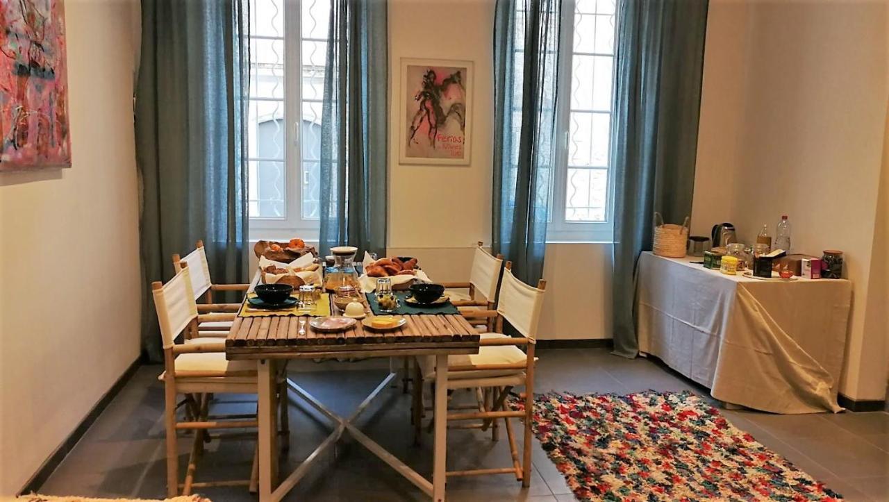 Chambres Dhotes Cocon Du Sud Nimes Bagian luar foto